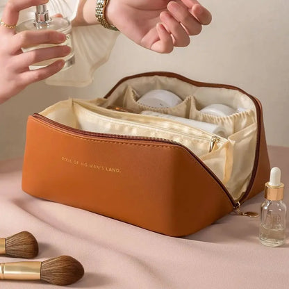 Luxury Travel Makeup Bag – Compact Organizer for All Your Beauty Essentials